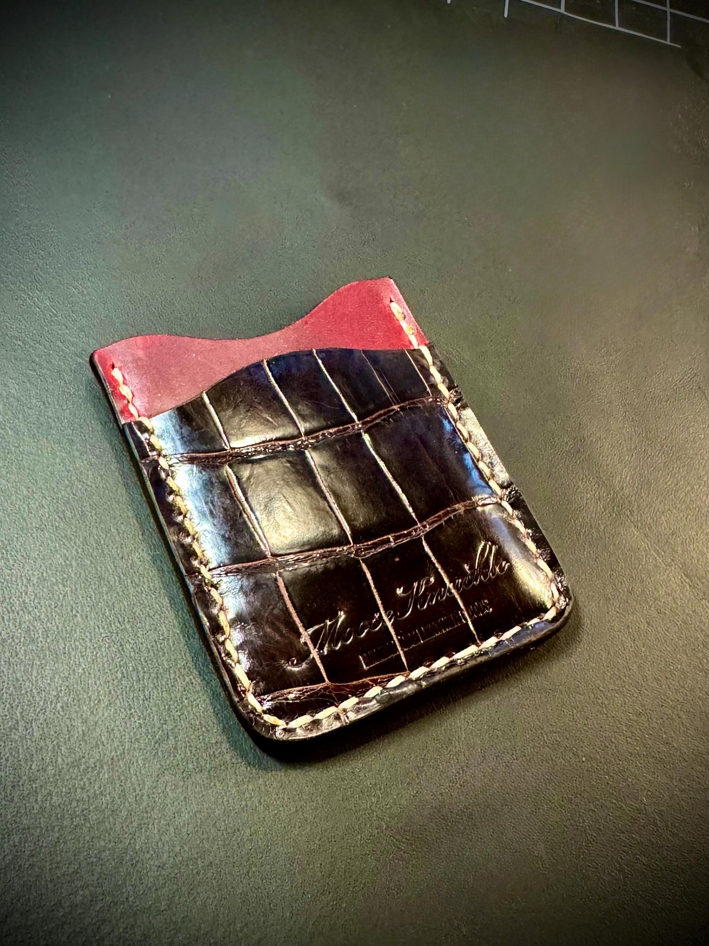 Minimalist Leather Card Wallet - Slim Profile