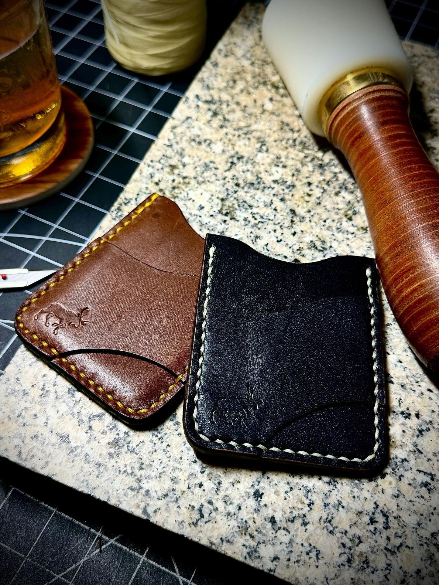 Minimalist Leather Card Wallet - Slim Profile